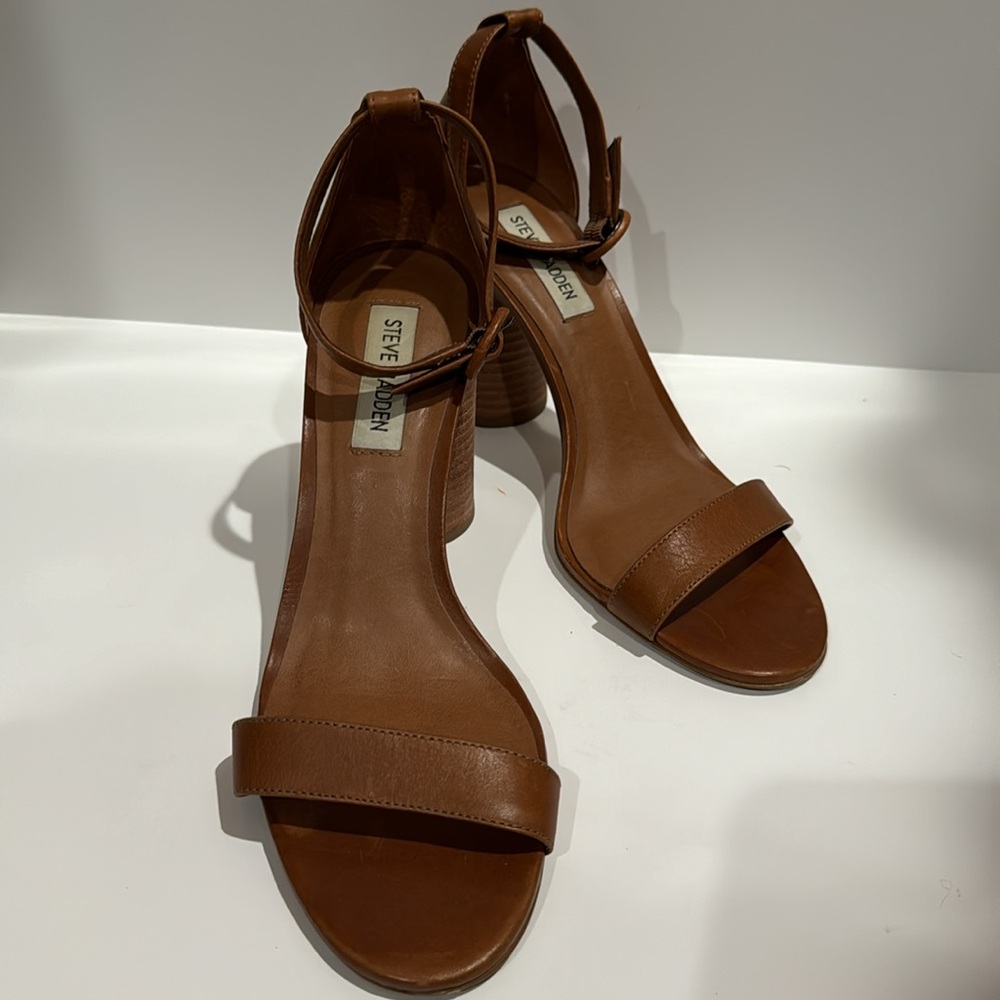 Steve Madden Sara Heel